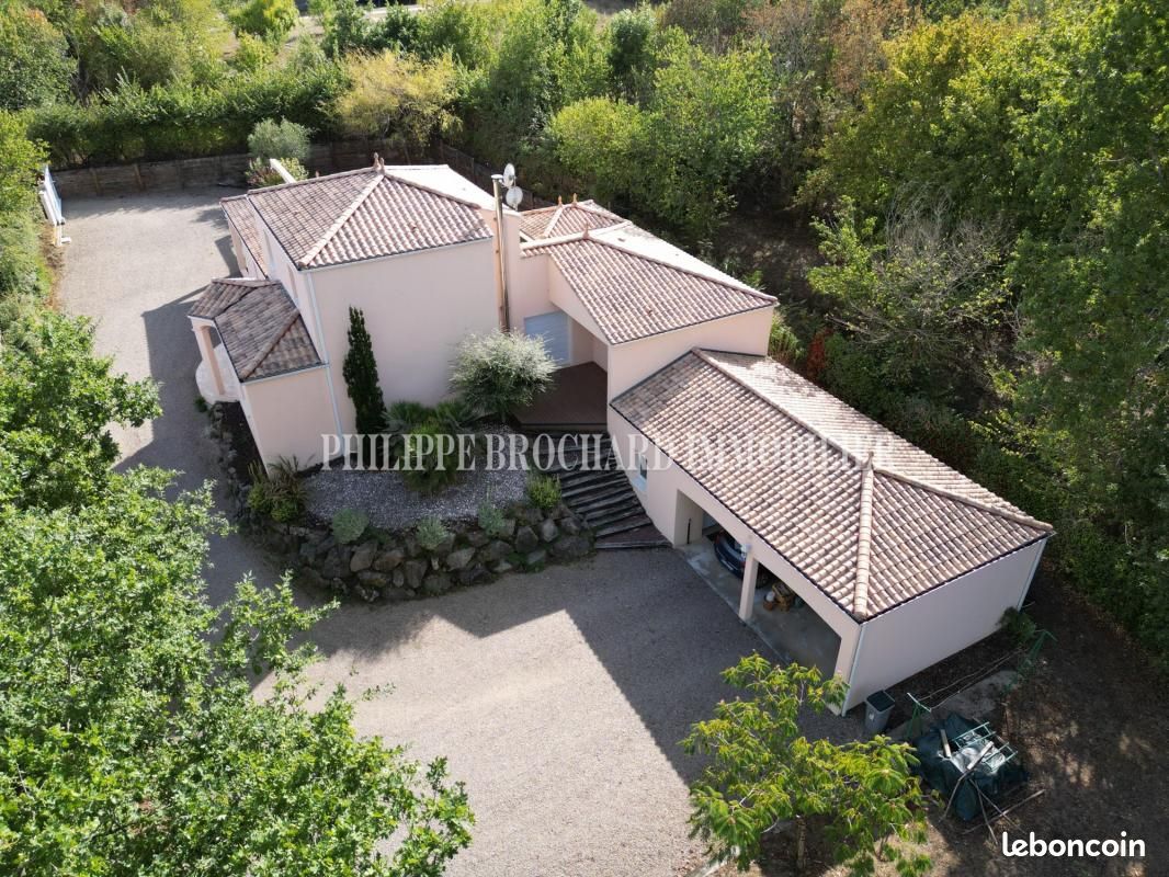 Maison 4 pièces 153 m² · à Rives de l'Yon · 153 m² · 335 703 €