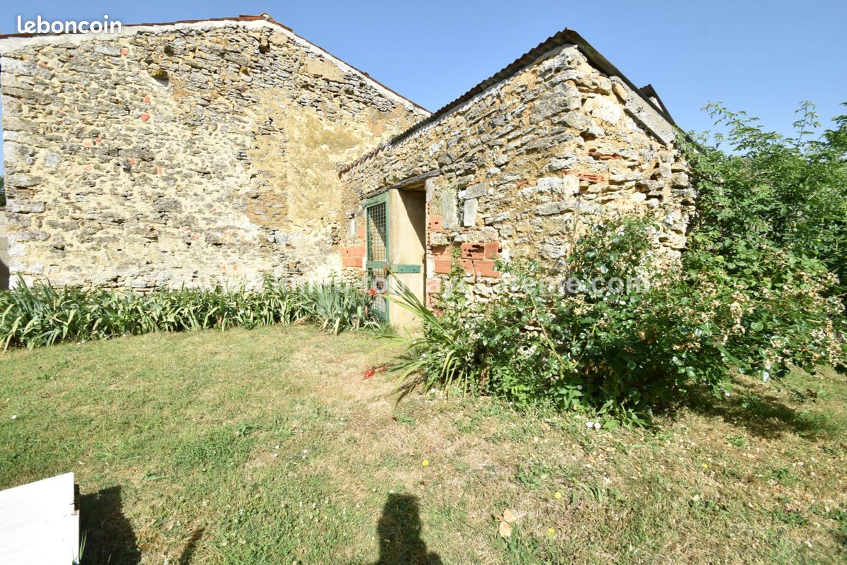 Maison 3 pièces 90 m² · à Tonnay-Charente · 90 m² · 211 200 €