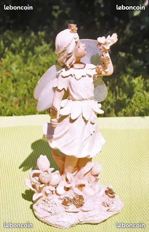Bibelot fée - couleur beige / rosé (image 1)