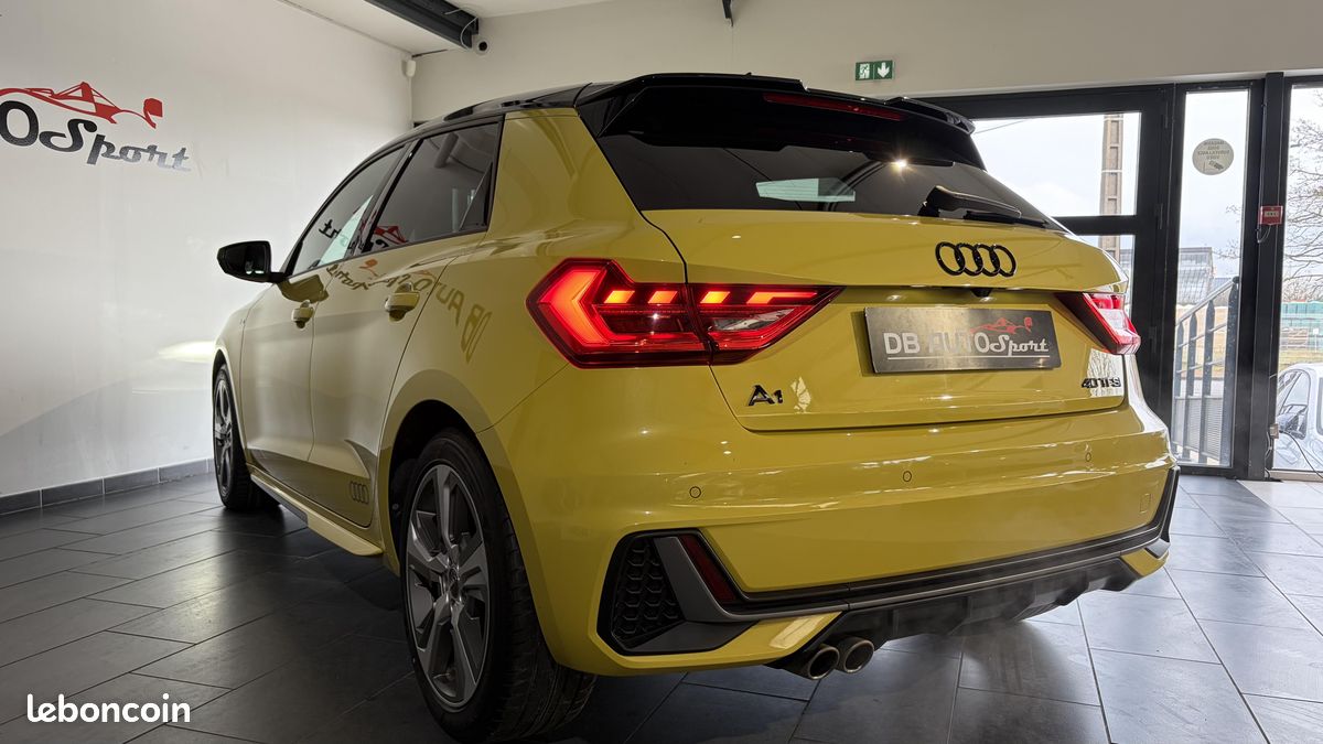 AUDI A1 Sportback 40 TFSI 200 ch S tronic 6 S Line (image 3)