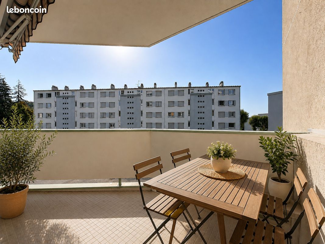 Appartement 1 pièce 29 m² · à Voiron · 29 m² · 89 000 €