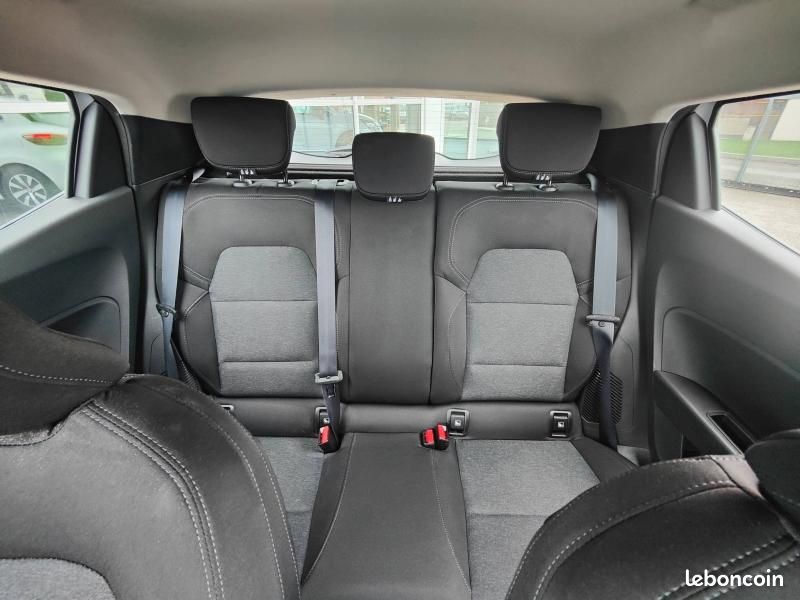 Renault Clio 1.6 E-Tech hybride 145ch Equilibre (image 12)