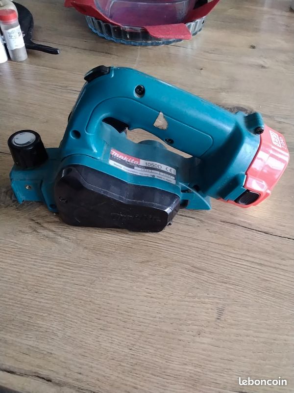 Rabot makita 1050d (image 1)