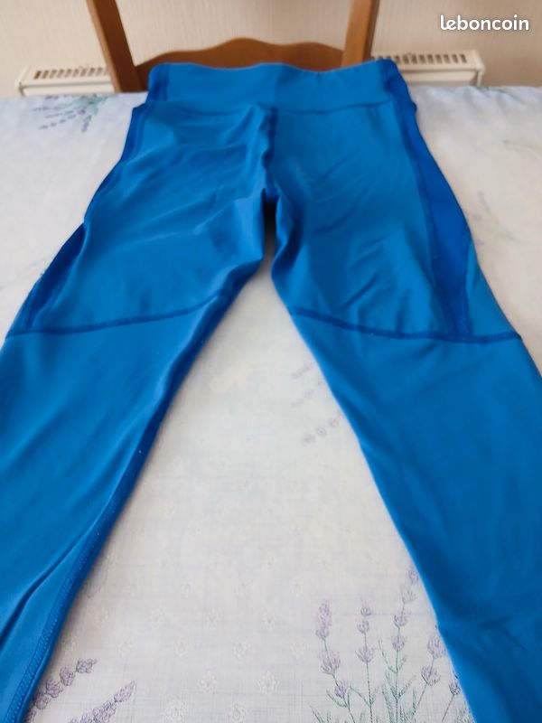 Legging taille 8/9 ans marque decathlon (image 6)