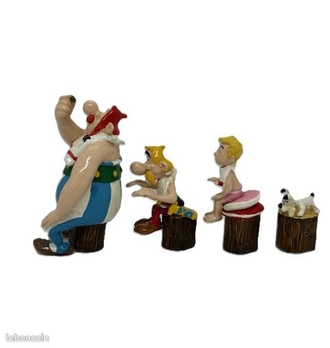 Figurine Pixi Astérix - Idéfix écrasant Un Romain - Tirage Limité 300 Ex (Ref 4123)
