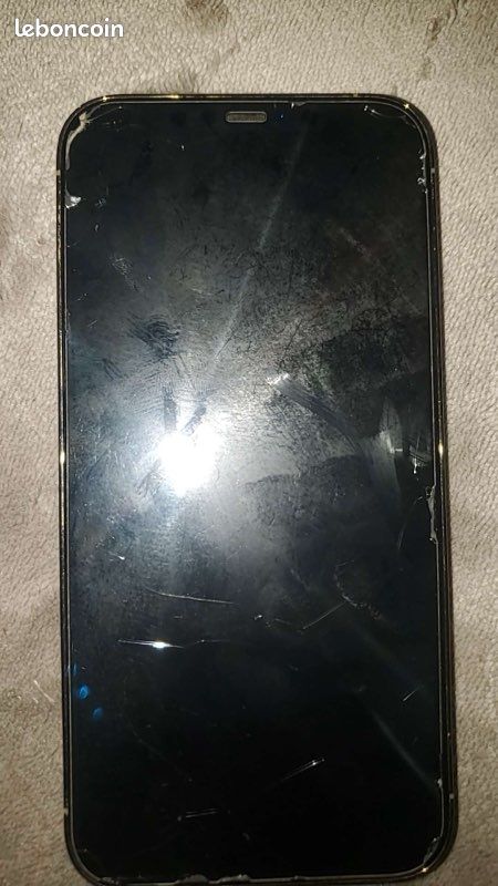 Vente IPhone 12 Pro Max Urgent (image 6)