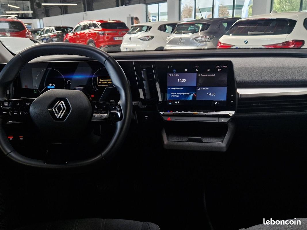 Renault Megane E-Tech Electric EV60 220ch Equilibre super charge -B (image 14)