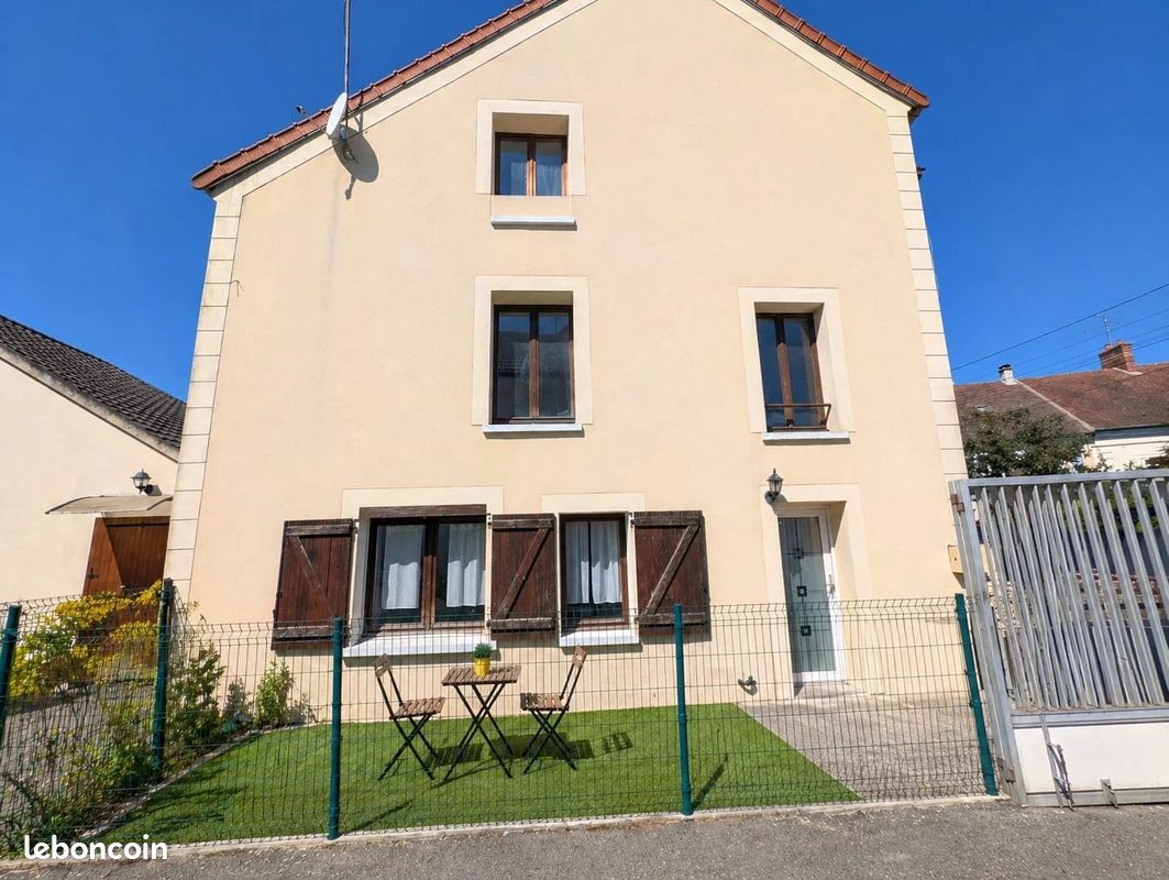 Maison 4 pièces 116 m² · à Nanteuil-lès-Meaux · 116 m² · 200 000 €