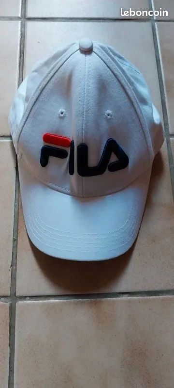 Casquette fila (image 1)