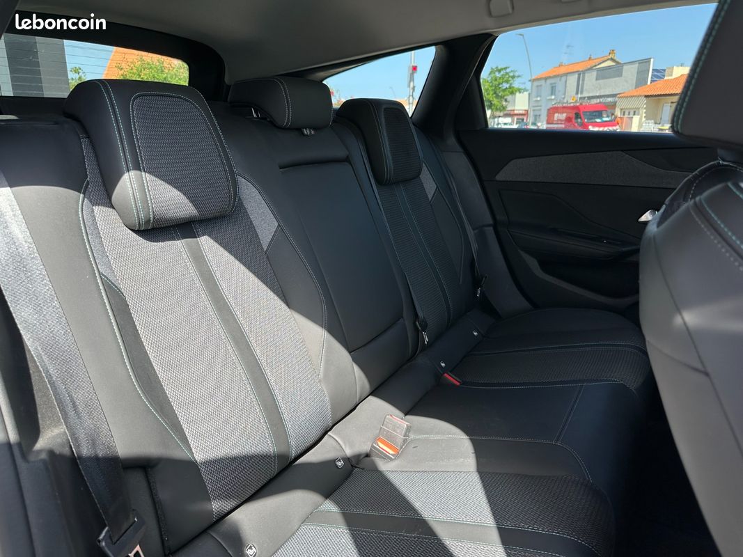 PEUGEOT 308 SW BlueHDi 130ch SS EAT8 Allure Pack - 1ERE MAIN - SUIVI PEUGEOT (image 37)