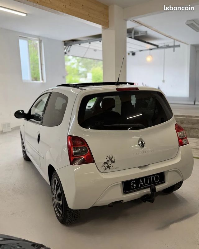 Twingo II Toit Ouvrant Panoramique — Petit Prix — Entretenue (image 2)