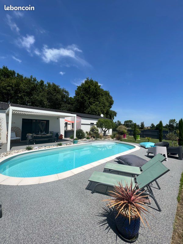 Maison 5 pièces 117 m² · à Saint-André-de-Lidon · 117 m² · 353 000 €