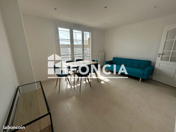 Appartement 3 pièce(s) 54 m²à louer Athis-mons