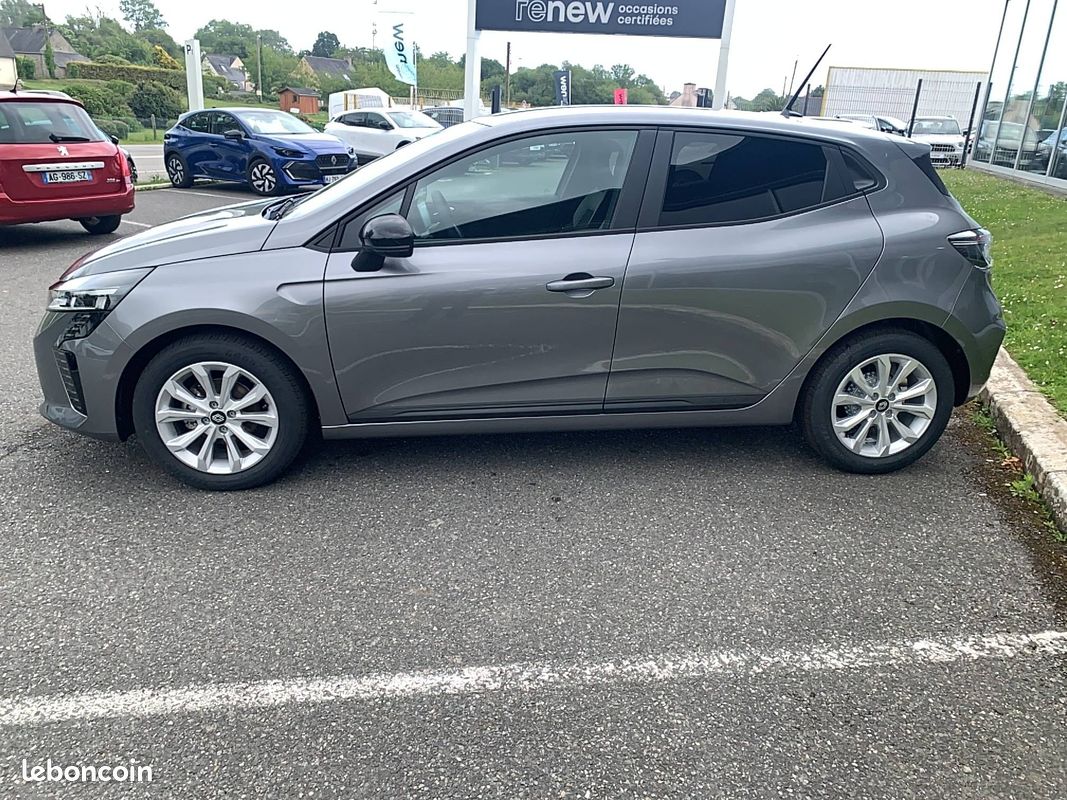 RENAULT Clio TCe 90 ch Generation (image 2)