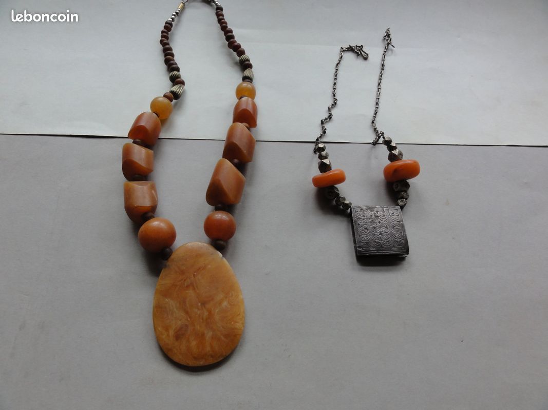 Collier Ancien En Bakélite - Pièce Vintage, Matière Bakélite, Occasion