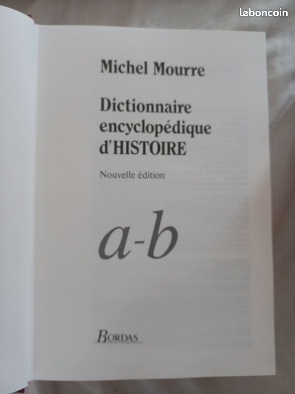 Vends Dictionnaires Encyclopédique d'histoire 1994 (image 2)