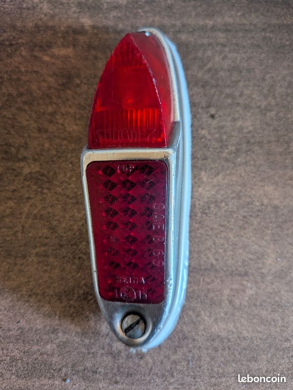 NOS NEUF FEU arrière SOUBITEZ CATALUX 20 W vélo ancien VINTAGE 691 300 12 EUR 10,00 - PicClick FR