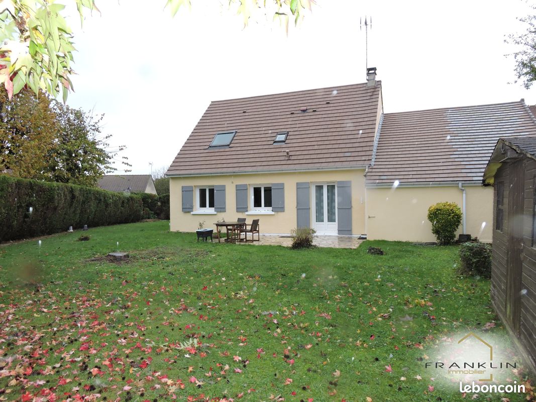 Maison 7 pièces 125 m² · à Compans · 125 m² · 1 890 €/mois