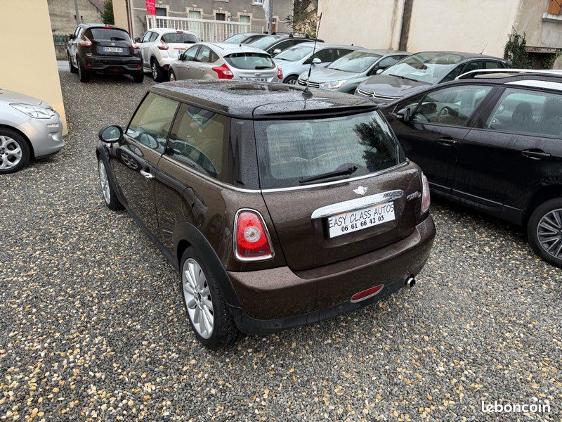 Mini COOPER D BOÎTE AUTOMATIQUE TOIT PANO/JA/RADAR AR/S.CHAUFFANT (image 4)