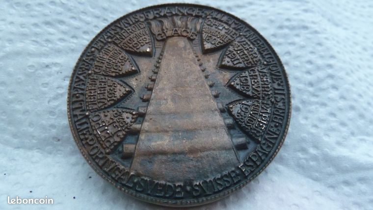Médaille en bronze pour le Troisième centenaire de la fondation de la manufacture Royale des glaces de Saint Gobain 02 par COLBERT ministre de Louis XIV - Collection