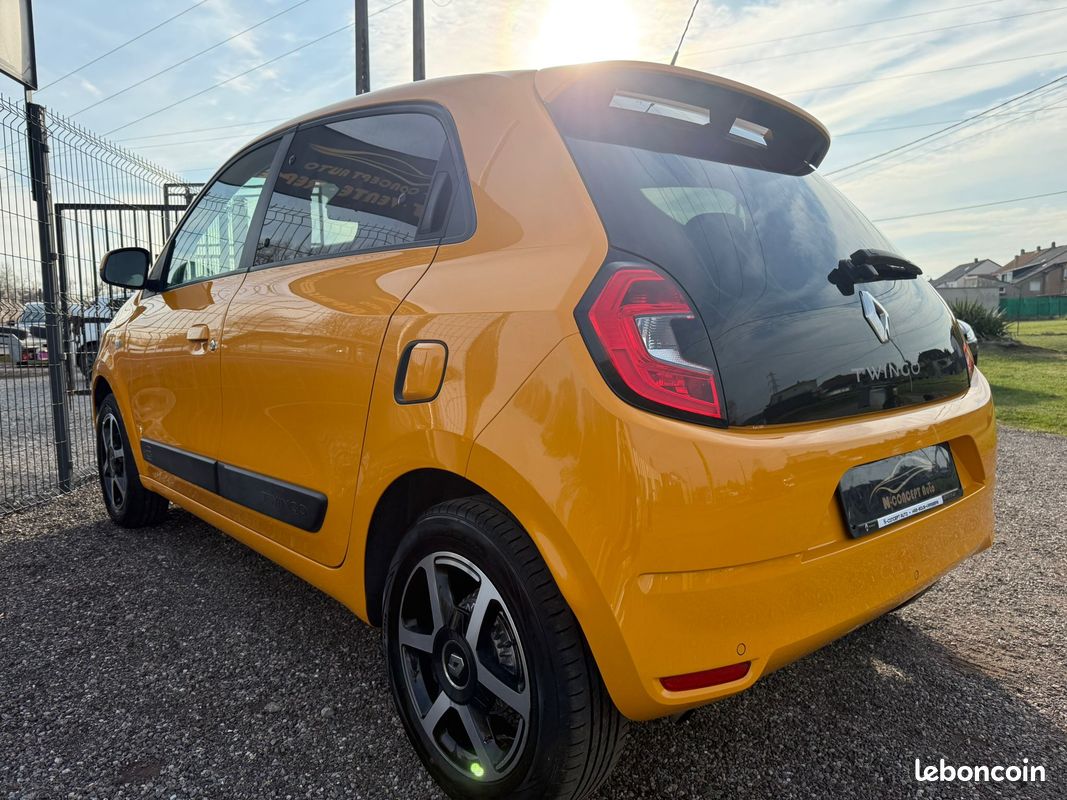 Renault Twingo 1.0 SCe 75 CV LIMITED - Sièges Chauffant - Financement à partir de 150e/Mois (image 8)