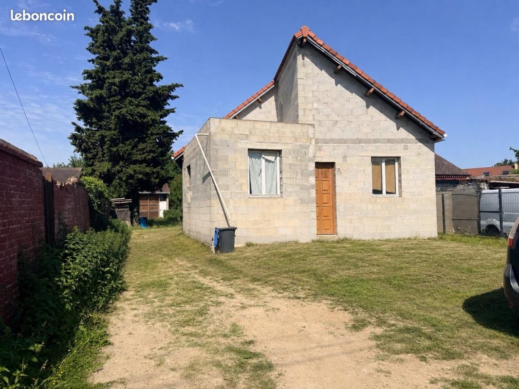 Maison 4 pièces 103 m² · à Sainte-Geneviève · 103 m² · 168 000 €