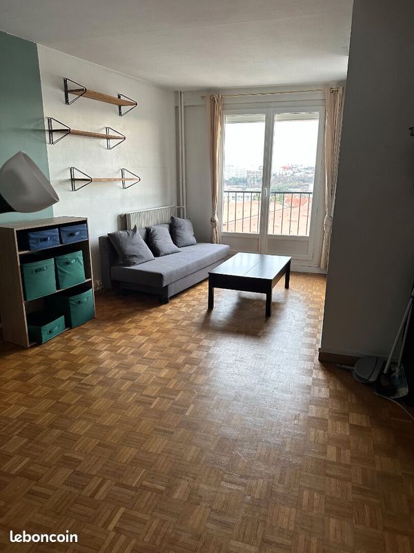 Appartement 2 pièces 37 m² · à Arcueil · 37 m² · 1 070 €/mois