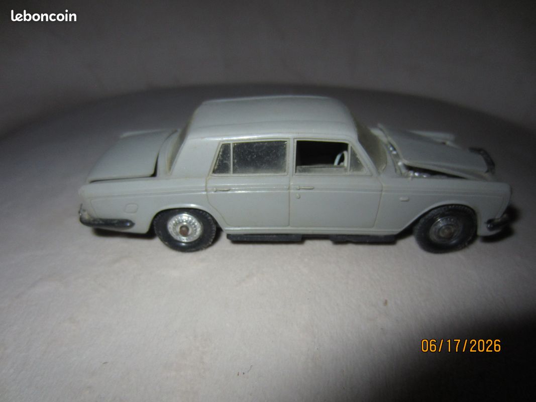 Voiture rolls royce silver shadow norev numéro 33 capot fermeture incomplète (image 4)