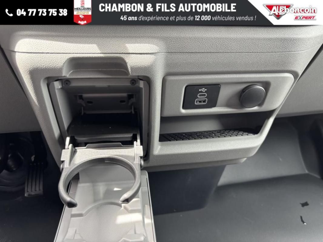 Ford Transit Custom FOURGON 320 L2H1 2.0 ECOBLUE 170 CH BVA8 LIMITED Prix: 35825 HT (image 19)