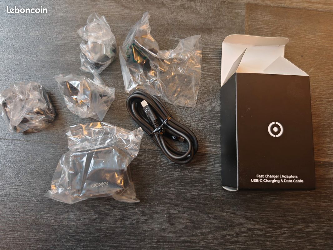 Chargeur Officiel Woojer Fast Charger USB-C pour Vest 2 3 4 Edge Haptic – Neuf Complet Boîte (image 1)