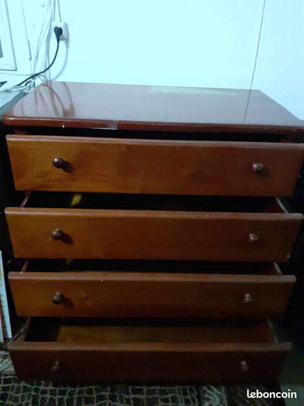 Commode (image 2)