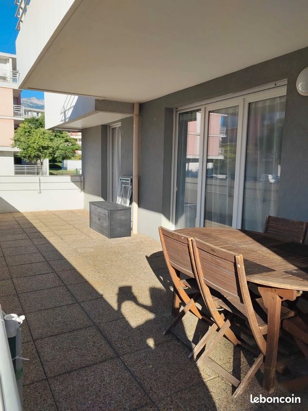 Appartement 2 pièces 42 m² · à Échirolles · 42 m² · 125 000 €