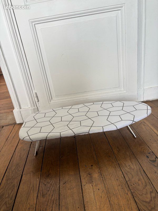 Table à repasser (image 1)