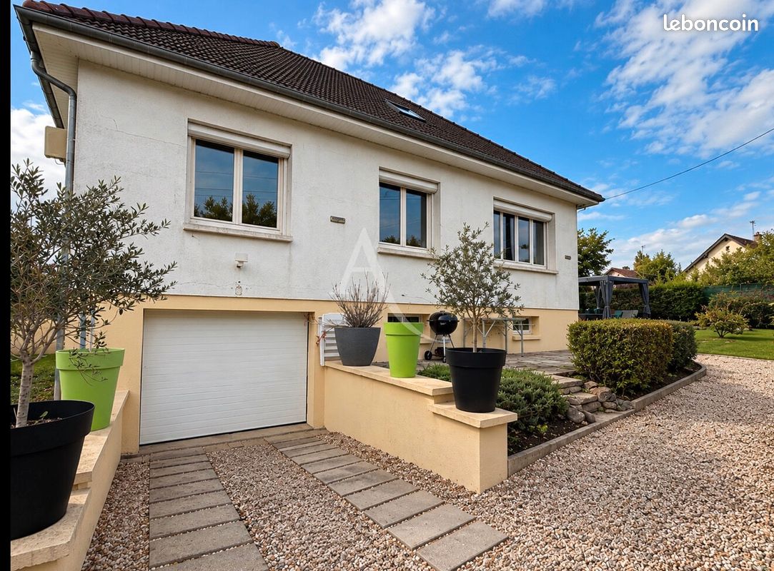 Maison 5 pièces 98 m² · à Sérifontaine · 98 m² · 243 960 €