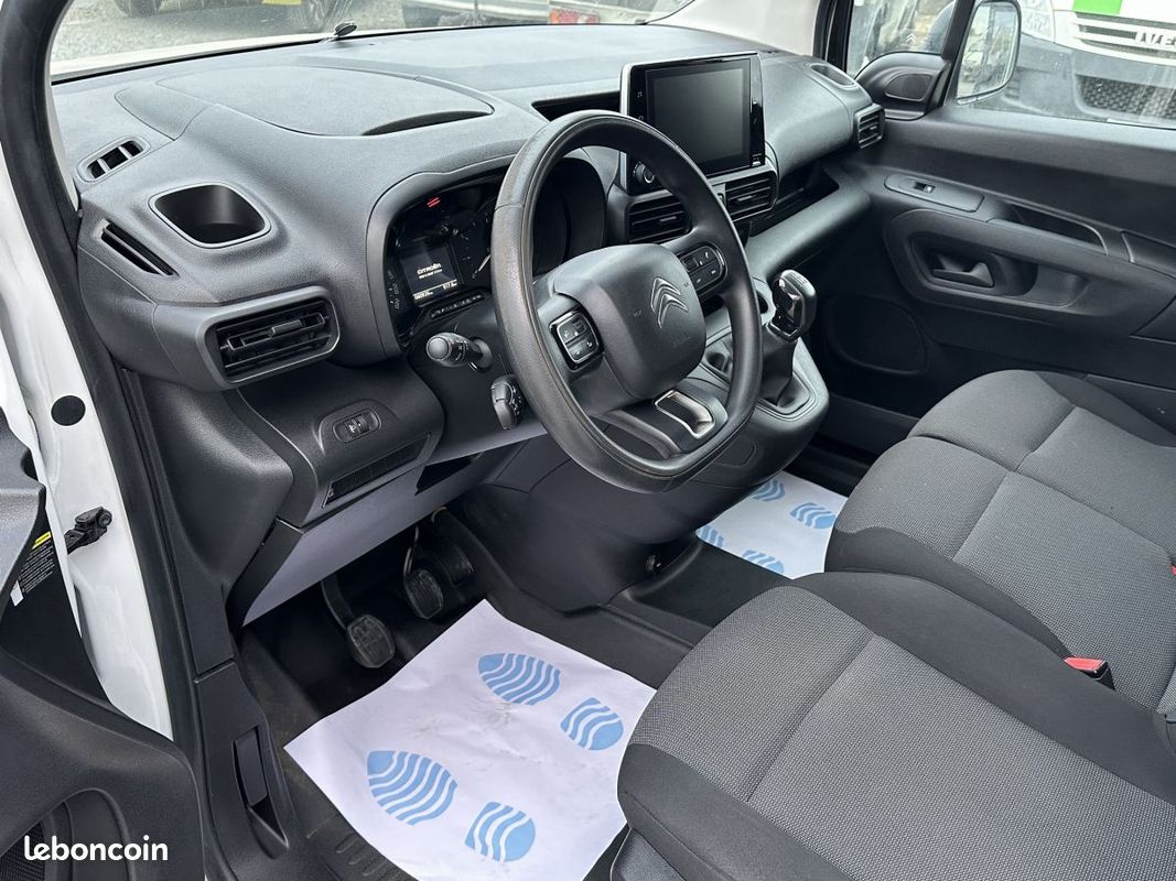 Citroën Berlingo (3) M 650kg BlueHDi 100 BVM Driver (image 3)