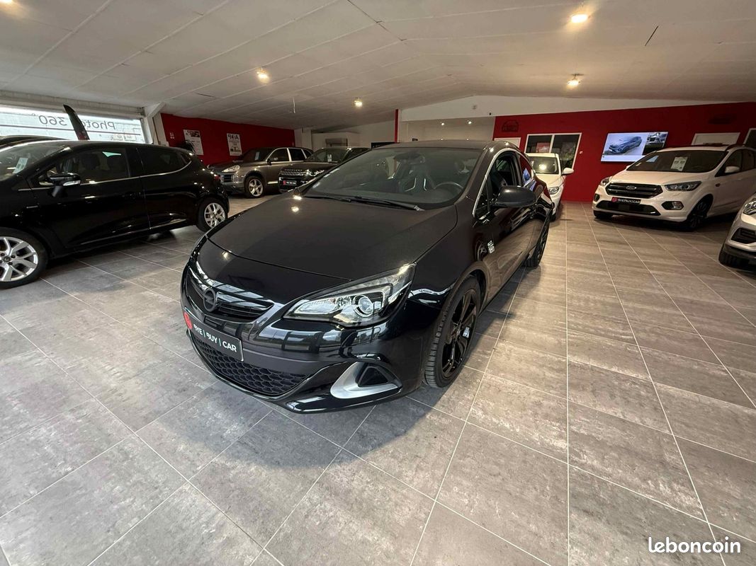 OPEL ASTRA GTC Coupé 2.0i Turbo - 280 - S&S J GTC COUPE OPC (image 1)