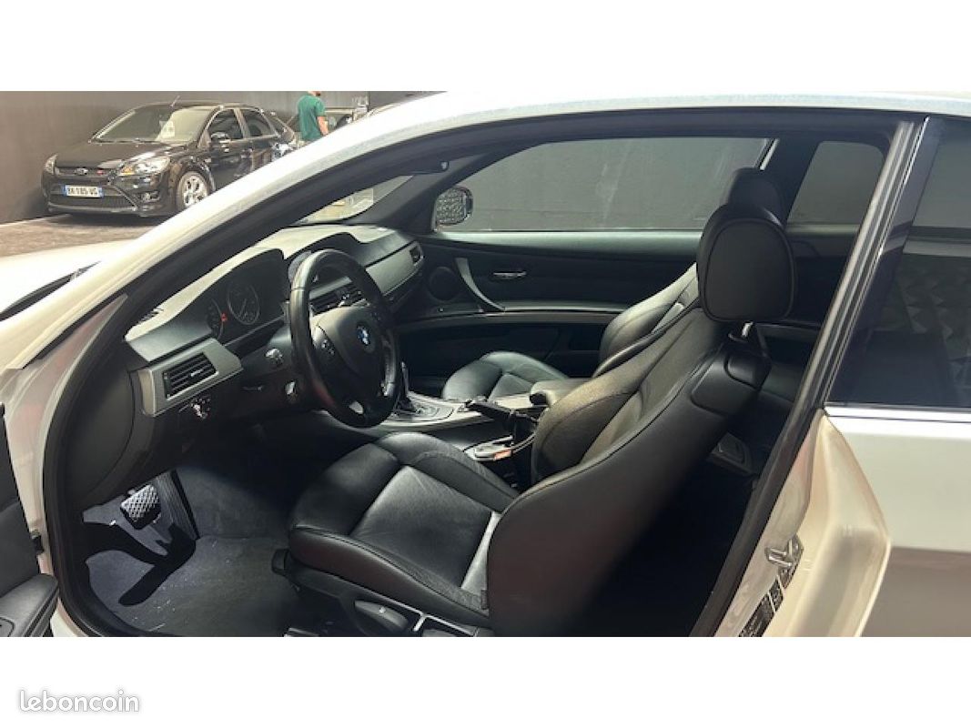BMW SERIE 3 320d xDrive Coupé Edition M Sport 2.0 184CH GARANTIE 12 MOIS (image 14)