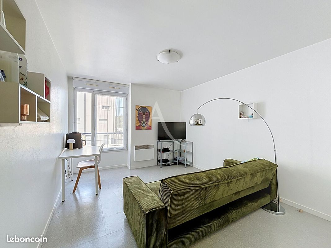 Appartement 1 pièce 21 m² · à Angers · 21 m² · 550 €