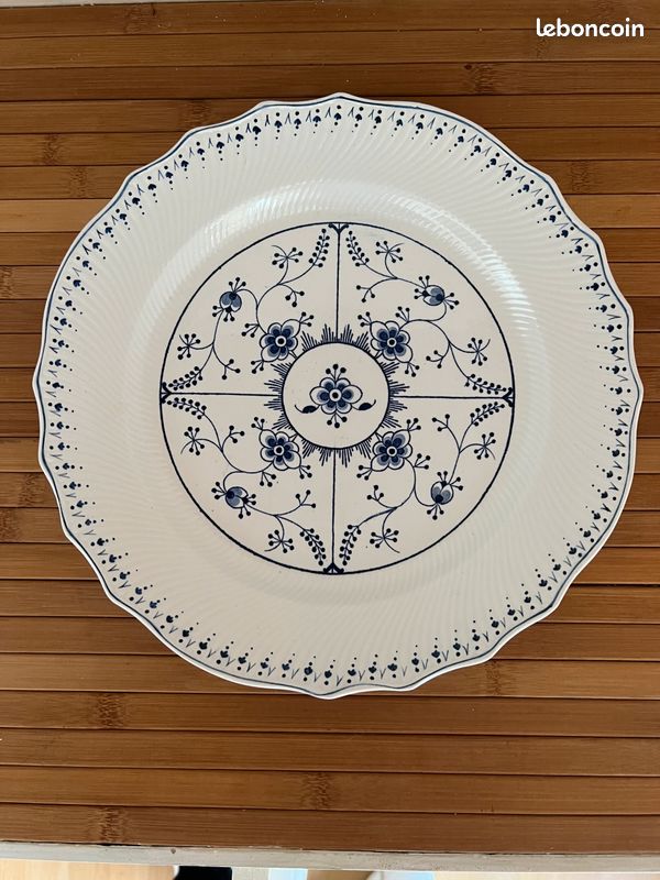Assiette en Faïence bleu et blanc (image 2)