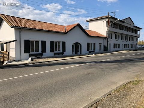 T3 meublé ou non meublé de 650 à 750 euro charges non comprise sauf eau
