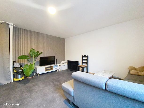 Maison 2 pièces 61 m²