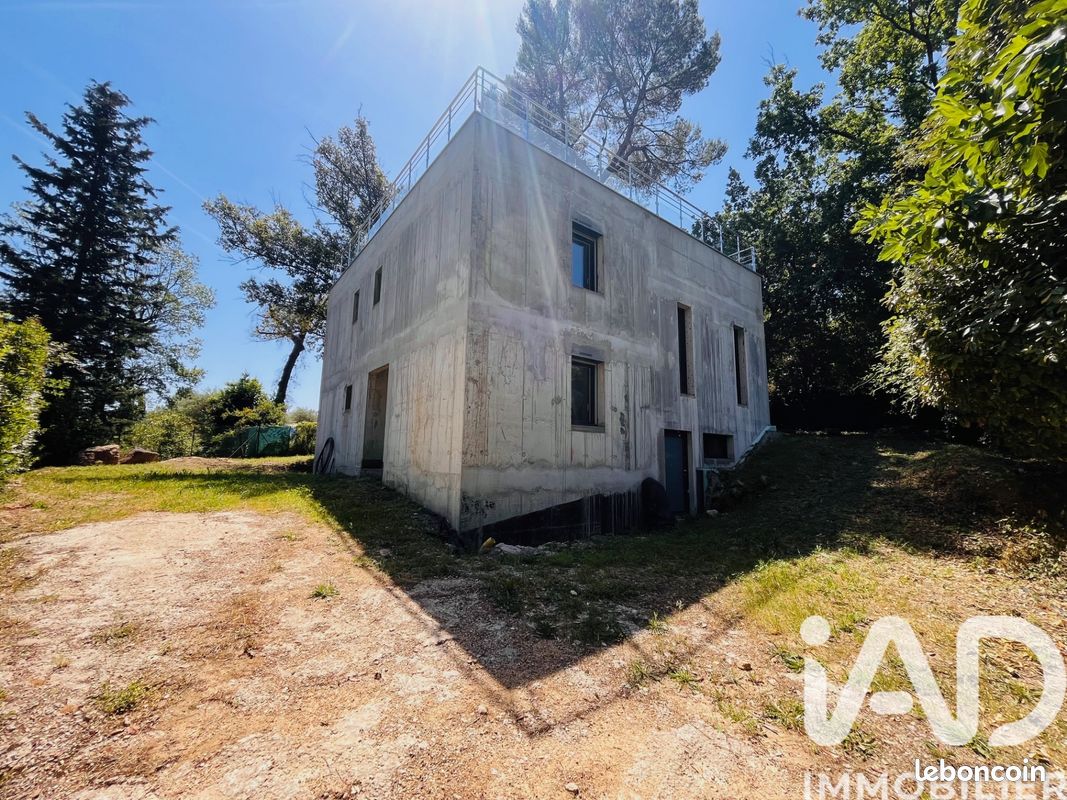Maison 5 pièces 180 m² · à Valbonne · 180 m² · 660 000 €