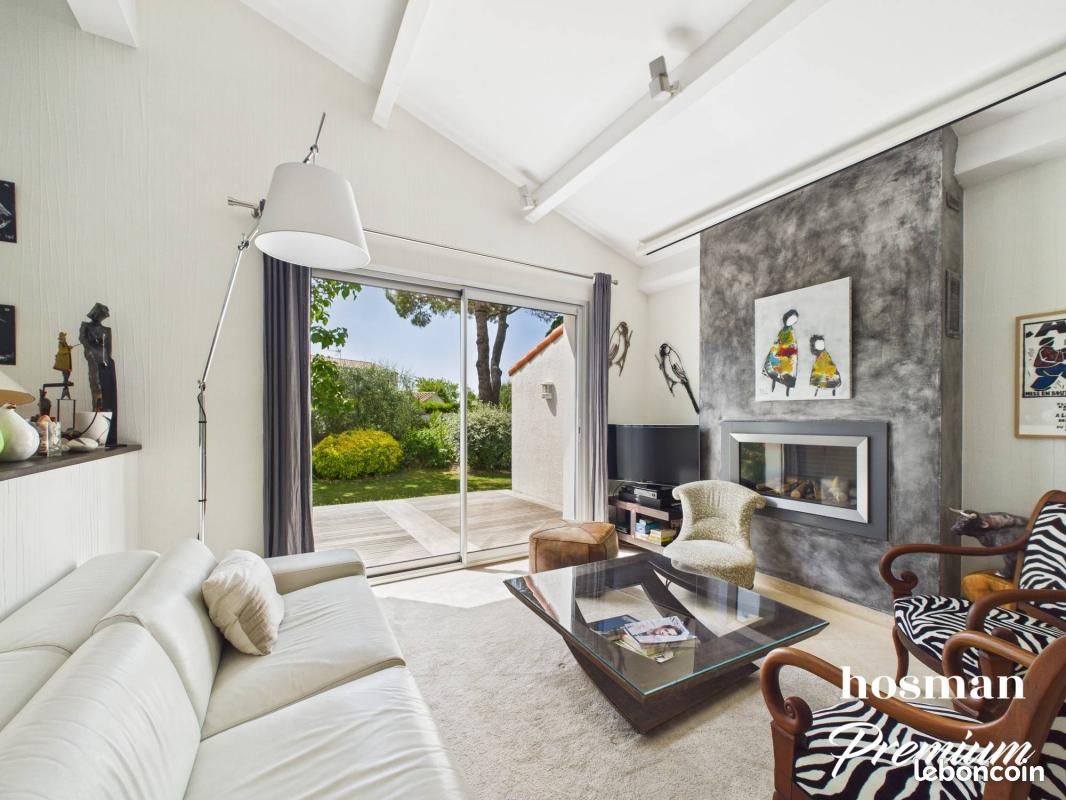 Maison 8 pièces 200 m² · à Dompierre-sur-Mer · 200 m² · 795 000 €