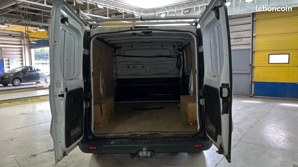 Renault TRAFIC FG L1H1 2.0 DCI 120 CH GRAND CONFORT (image 9)
