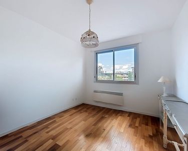 Appartement 398 000 € - 93 m²