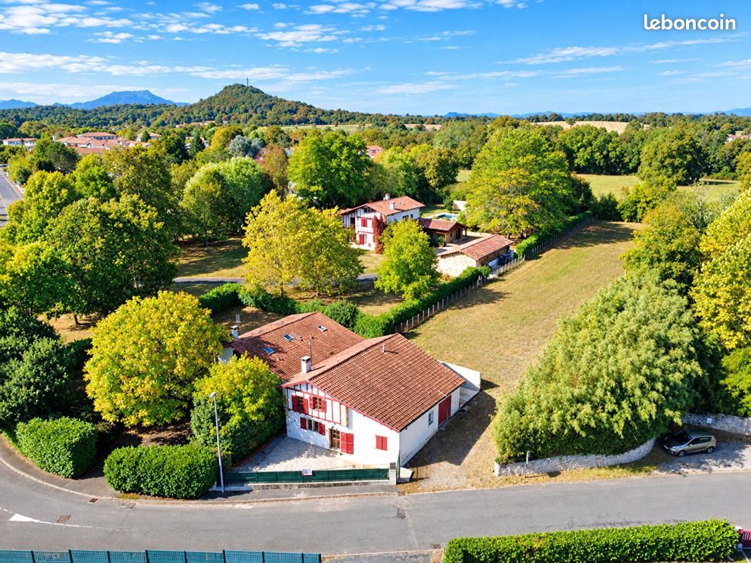Maison 6 pièces 114 m² · à Ustaritz · 114 m² · 360 000 €