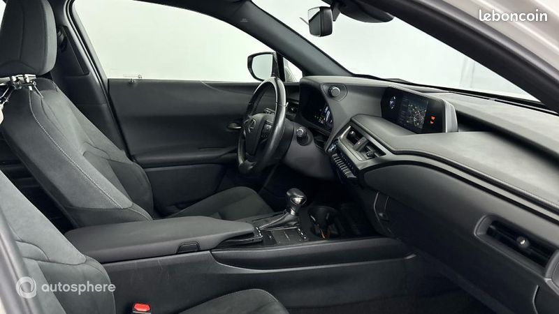 Lexus Ux 250h 2WD Pack Business Plus + Stage Hybrid Academy MY22 (image 15)