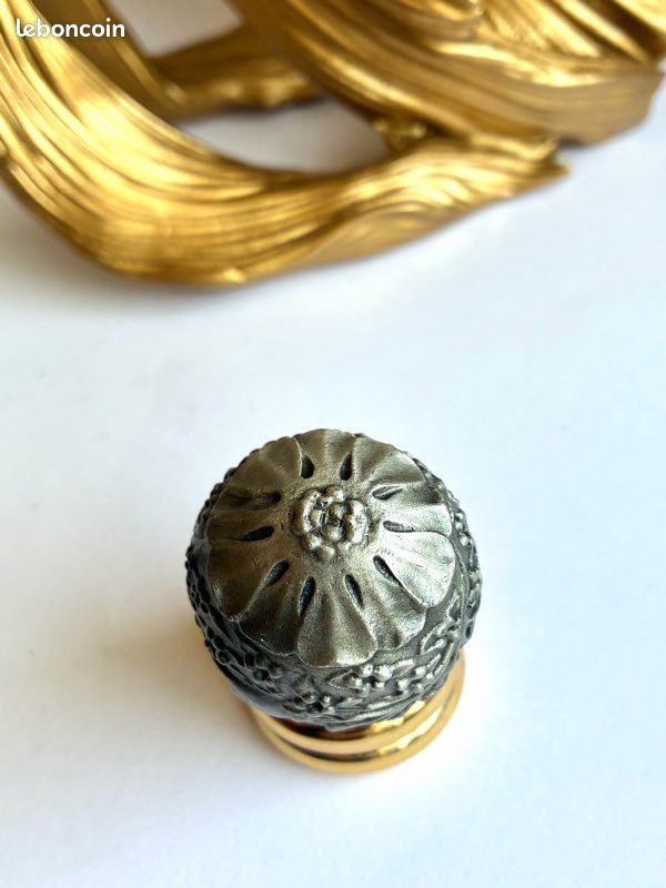 Œuf Franklin Mint en étain plein (1988) - Collection « Treasury of Eggs » (image 7)
