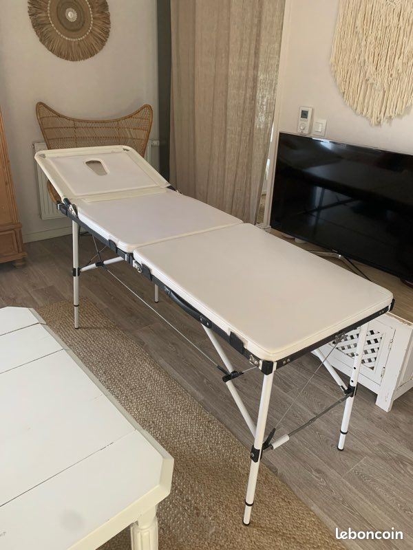 Table d’esthétique Sibel (image 1)