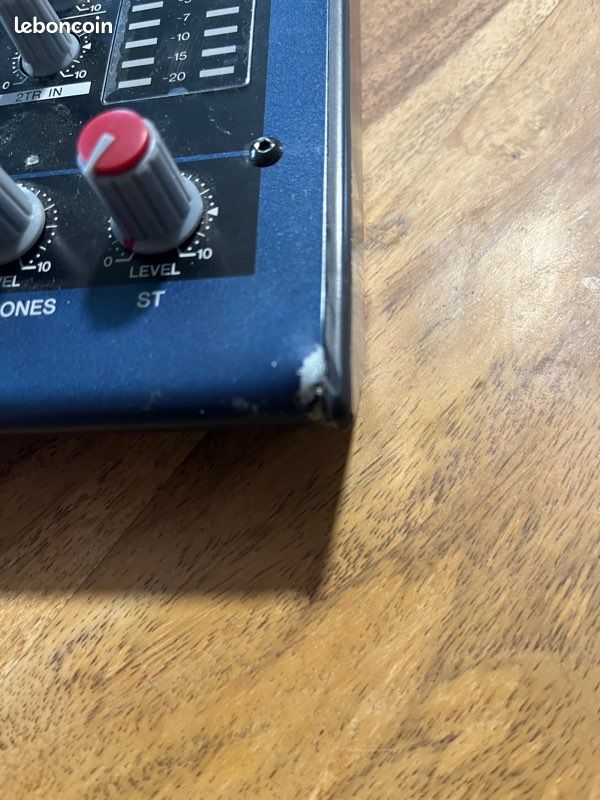 Table de mixage Yamaha MG10/2 (image 8)